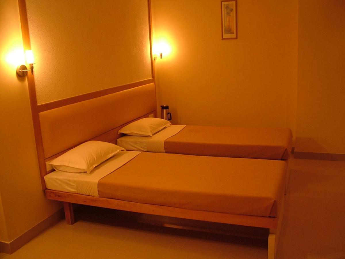 Hotel City Park, Solapur Exterior foto